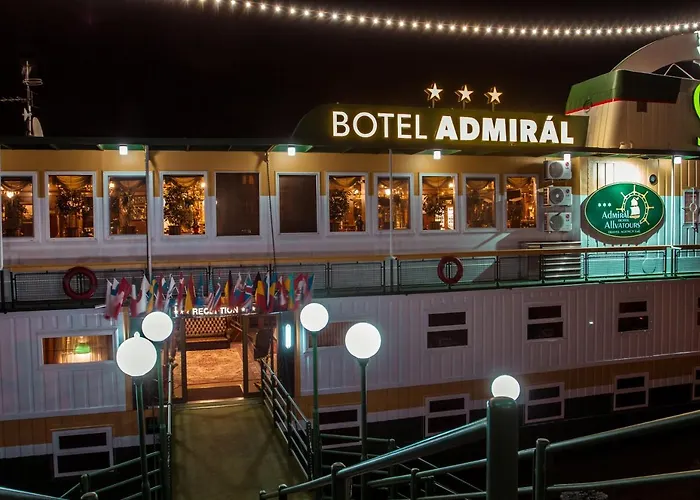 船上ホテル アドミラル ボーテル 3*