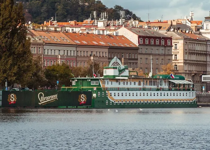 Hotel na wodzie Admiral Praga