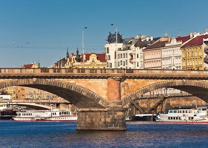 アドミラル ボーテル 船上ホテル 3*