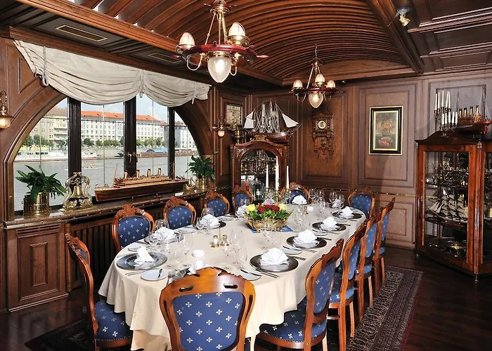 アドミラル ボーテル 3* プラハ