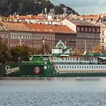 Botel Admiral Praag