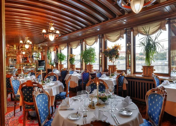Admiral Botel Prag